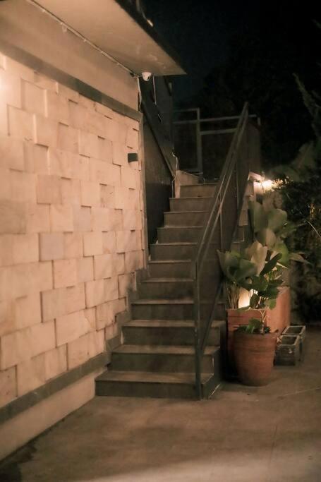 Mimi Castle Full Ac 1200M2 Private Villa Dan Pool Parongpong Lembang Cihanjuang Exterior foto